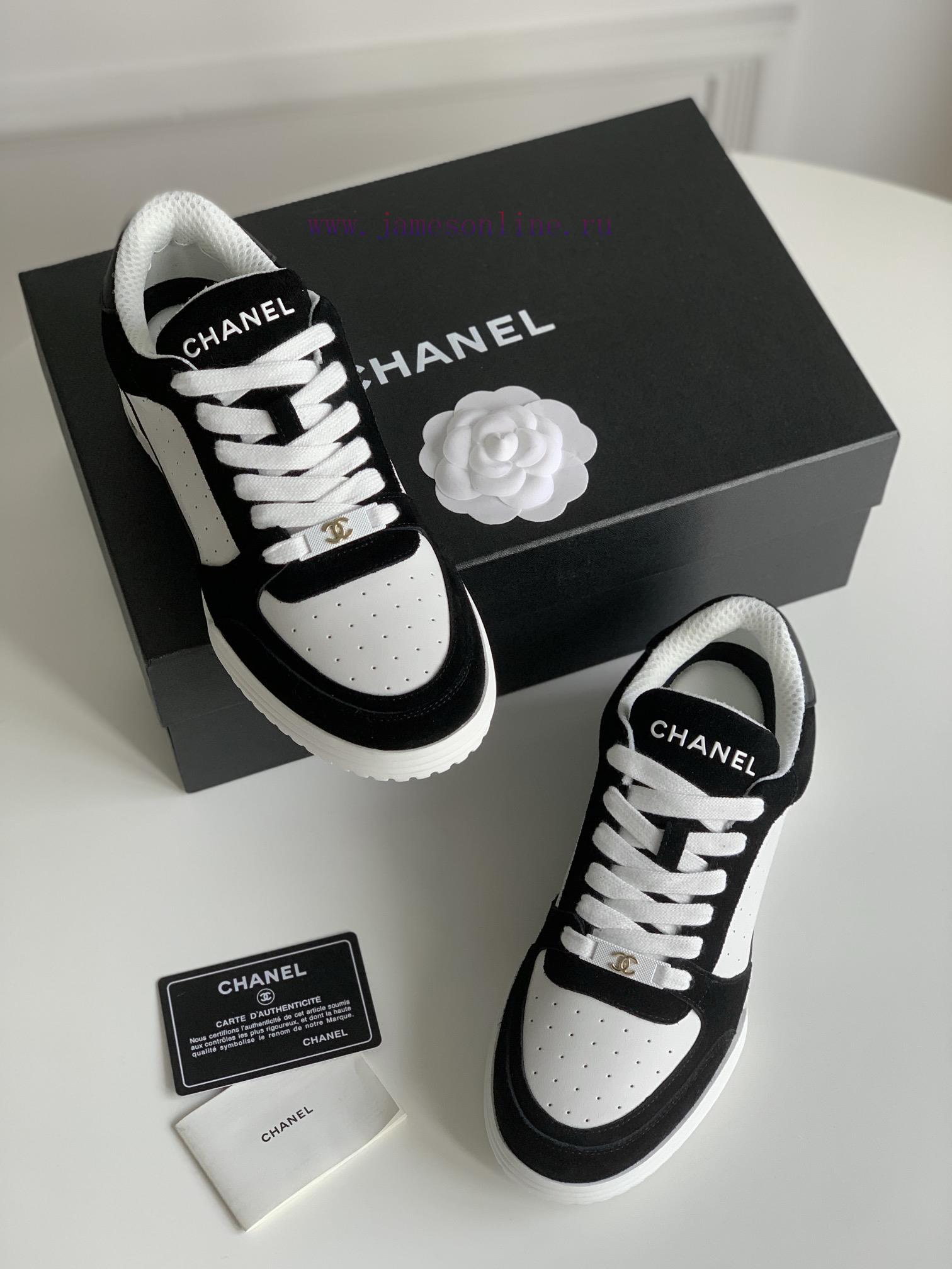 Chanel 24 Early Spring New Panda Board Shoes Full Leather SeriesChanel's new panda sneakers mv6sz1vc - Image 10