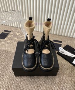 Chanel 2024 autumn and winter hot selling item on Xiaohongshu, trendy and essential. Chanel 8nelv7r6