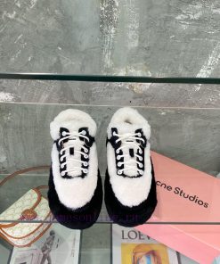 Acne Autumn/Winter Debut ️️ The furry panda Di Da loves the furry texture and can't help butyj9pjjkk