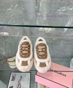 Acne Autumn/Winter ️ Autumn/Winter really needs a pair of cute fur shoes to become a fashionx1wcm87y
