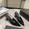 Chanel's 2024 early spring new pointed and thick heeled sandalsChanel 2024 Chanel C's latestr9xcqm8h