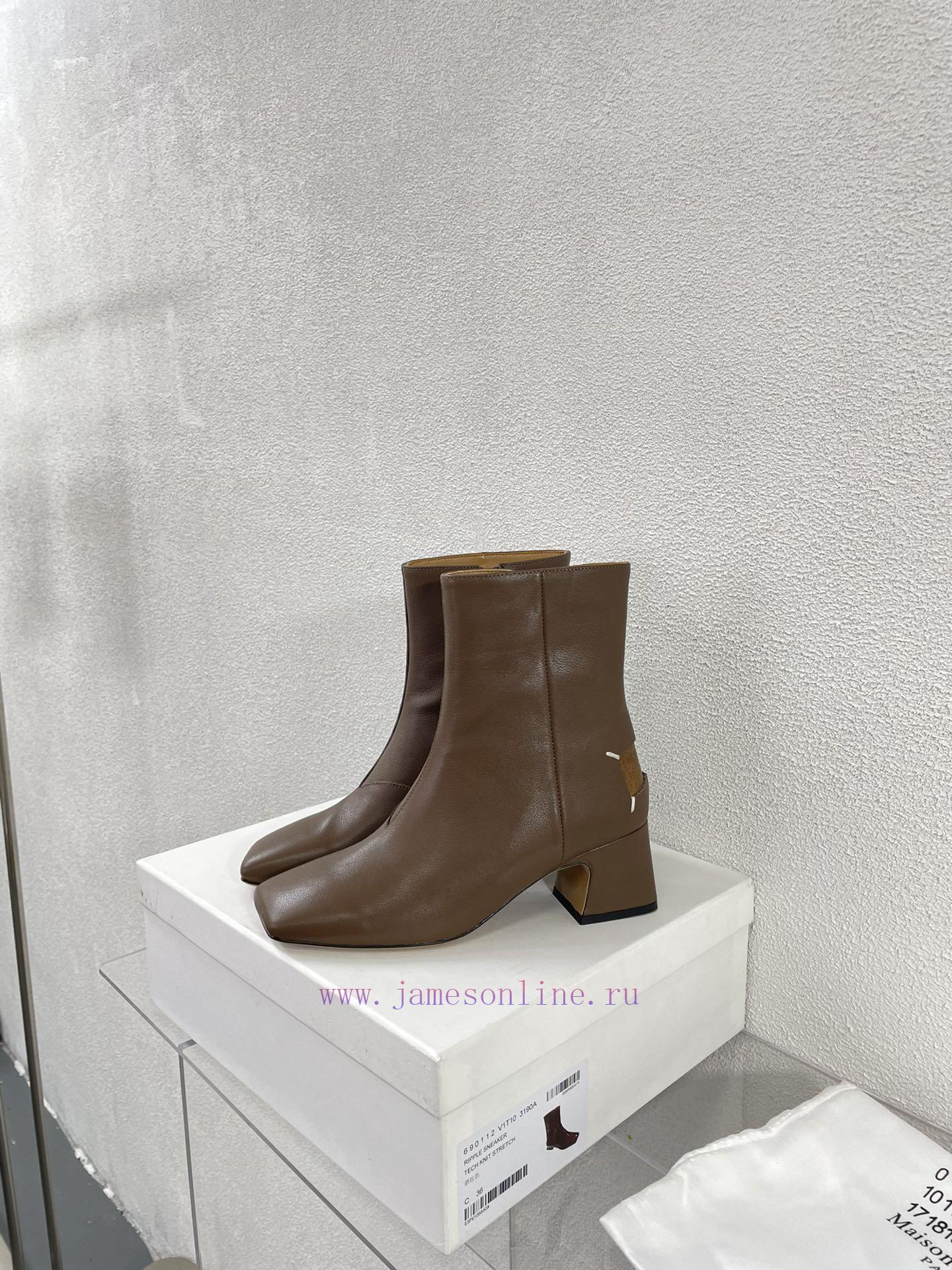 Margiela | Retro style 5cm short heel square toe shoes with ripped holesShort and retro elegbepshkqj