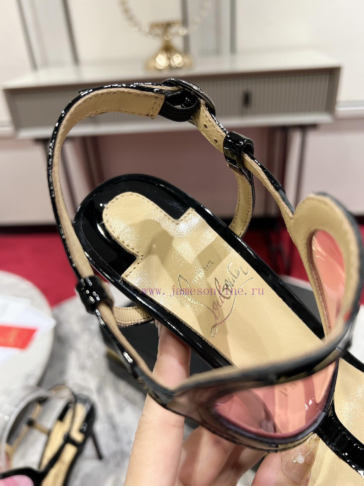 Heart shaped film sandals ︎ ️Showcasing feminine charm in Loubigirl, reinterpreting one of t2f2i5q4x - Image 10