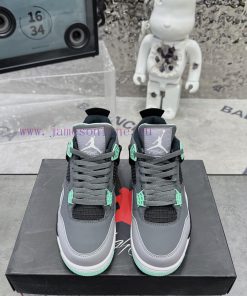 .  Air Jordan 4 Grey GreenThe classic mesh window area of the Qiao 4 is sewn with a joint lazswlvy2m