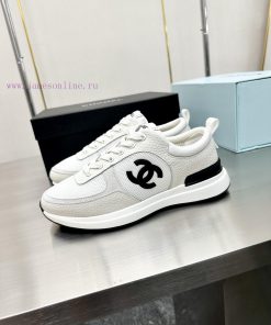 Top tierChanel -2023 Top Casual SneakersThis classic design features a shoe upper with a varrxnbbw5y