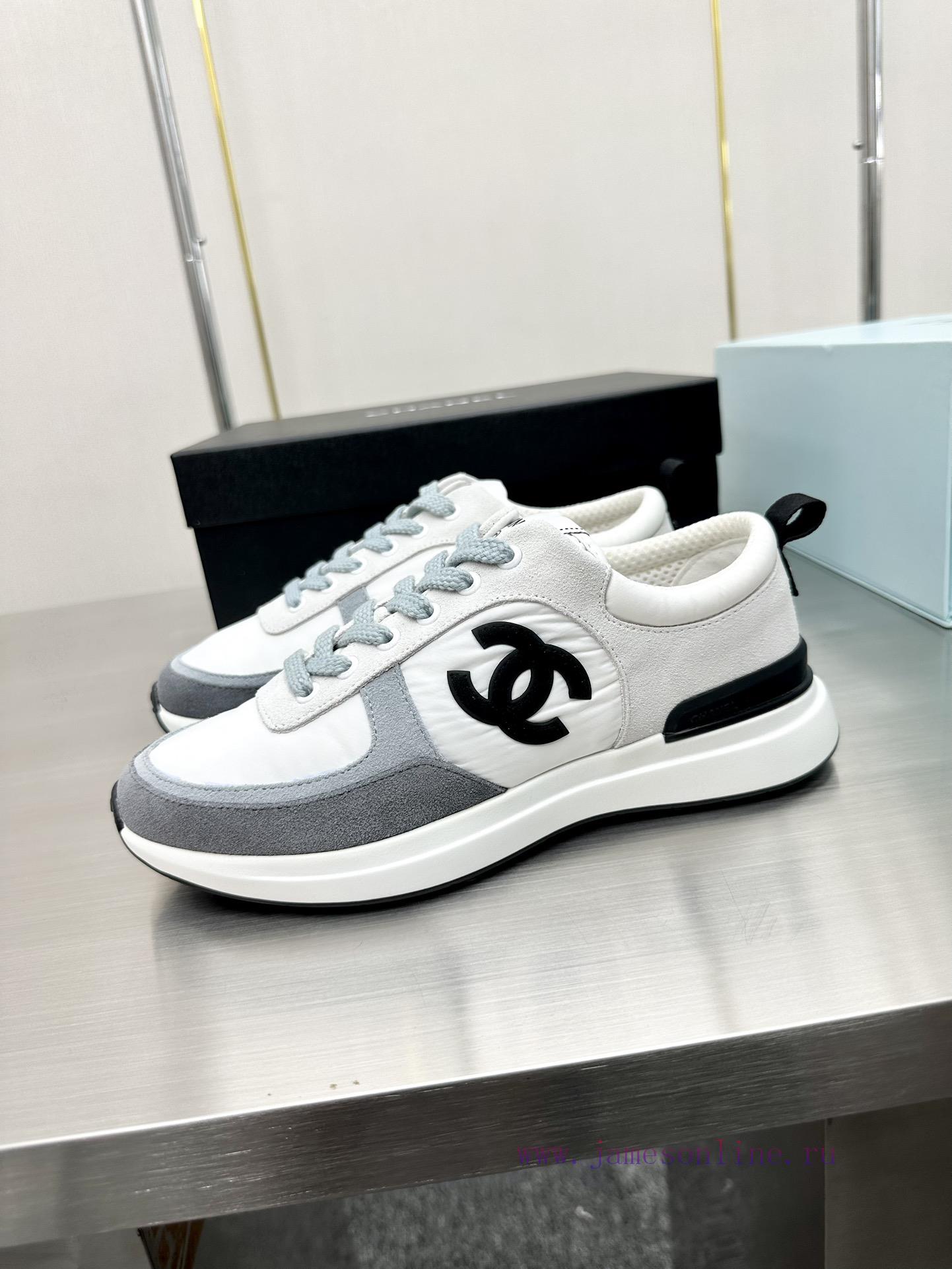 Top tierChanel -2023 Top Casual SneakersThis classic design features a shoe upper with a varusbe0eug - Image 2
