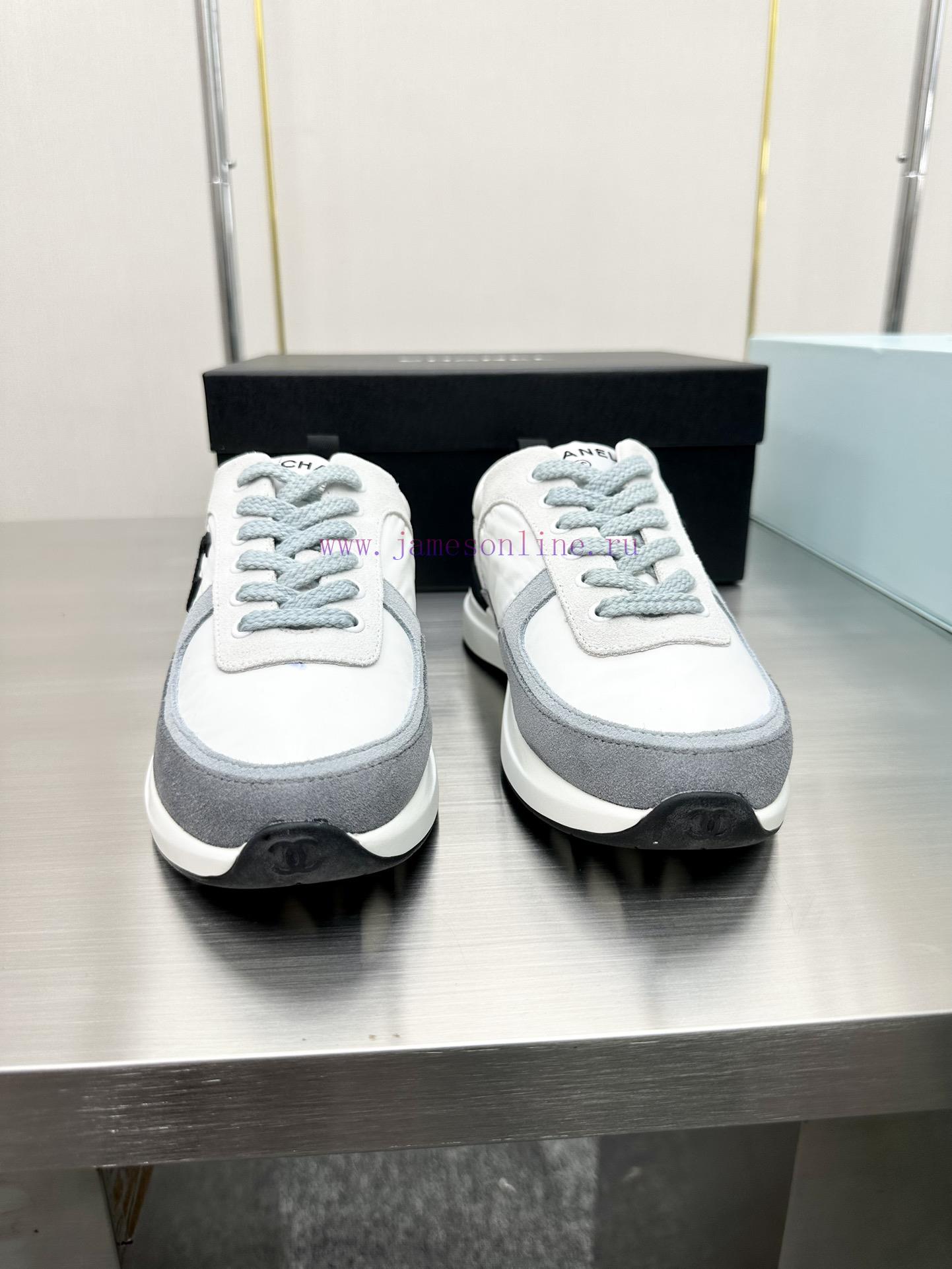 Top tierChanel -2023 Top Casual SneakersThis classic design features a shoe upper with a varusbe0eug - Image 7