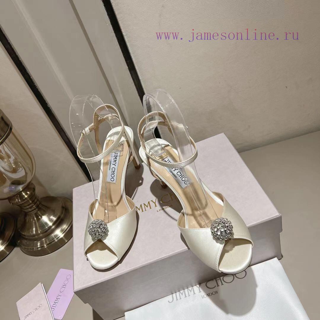 Jimmy Coo is a simple, elegant, and fashionable pair of sandalsOne button high-heeled sandalm9eh5d5l - Image 4