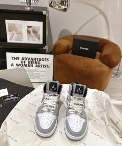 Chanel * L 2023 Chanel Nike CollaborationClassic last shape+jumping color blocking design, frf1usvne