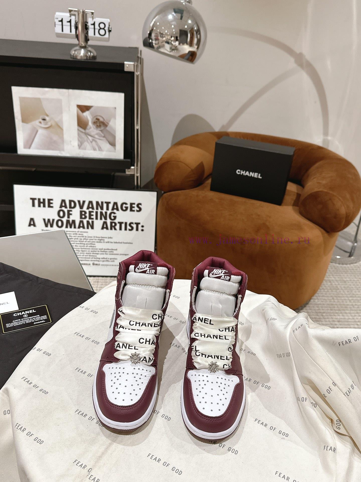 Chanel * L 2023 Chanel Nike CollaborationClassic last shape+jumping color blocking design, fy6h4qq90