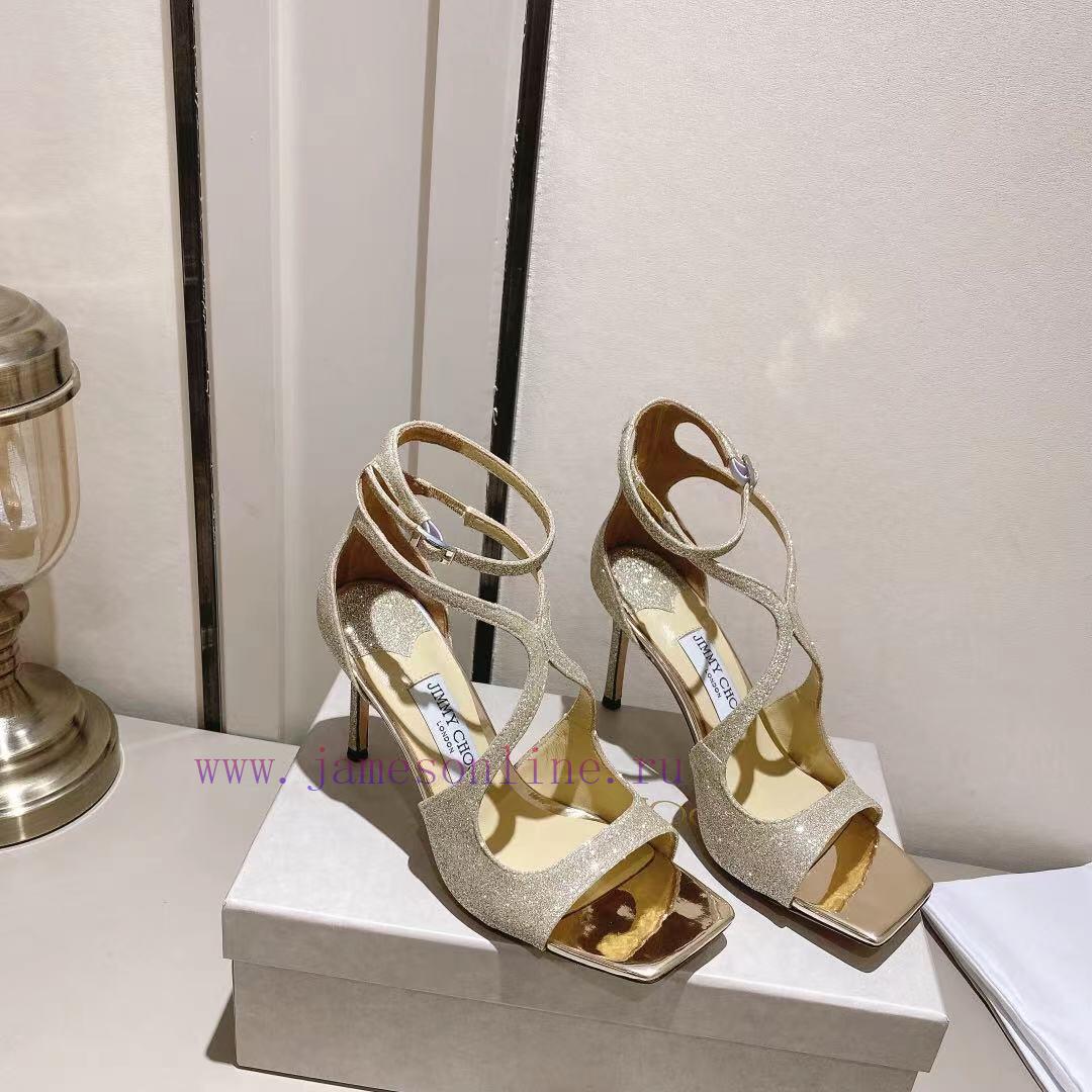 Jimmy Choo's custom-made high-heeled sandals in the Paris window showcase are of the highest1xskm8zb - Image 2