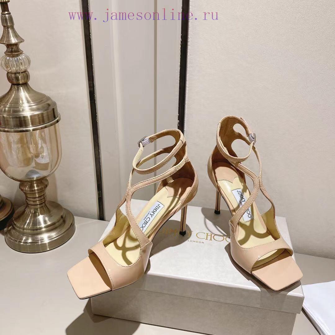 Jimmy Choo's custom-made high-heeled sandals in the Paris window showcase are of the highestftbxgfje - Image 2