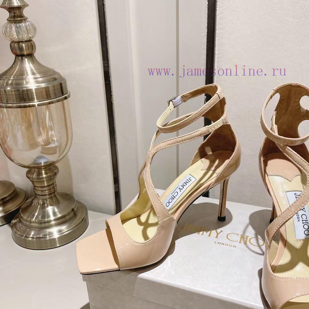Jimmy Choo's custom-made high-heeled sandals in the Paris window showcase are of the highestftbxgfje - Image 4