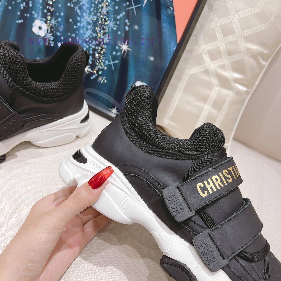 Dior Classic Series Leather Velcro Casual SneakersThis D-Wander sports shoe showcases a model4srdwc3 - Image 7
