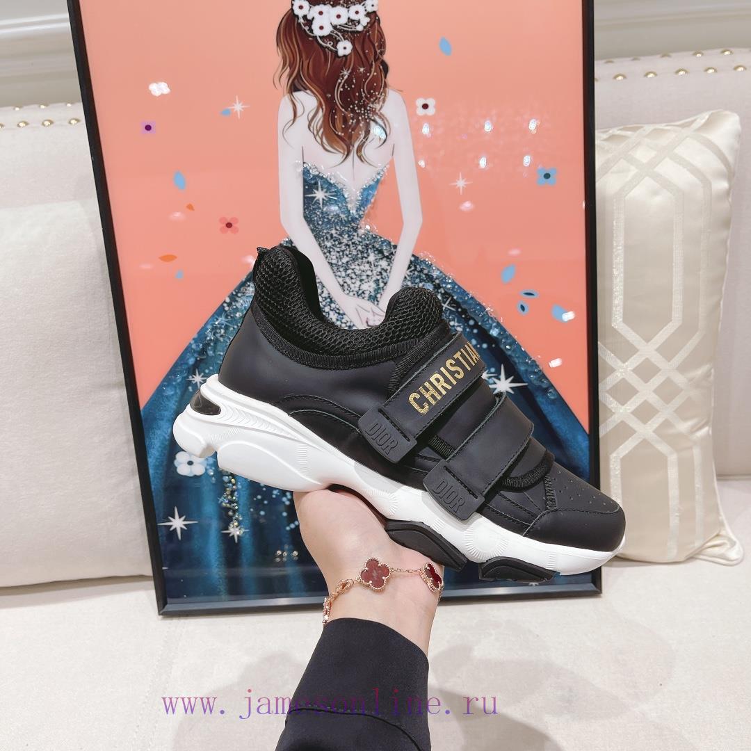 Dior Classic Series Leather Velcro Casual SneakersThis D-Wander sports shoe showcases a model4srdwc3 - Image 9