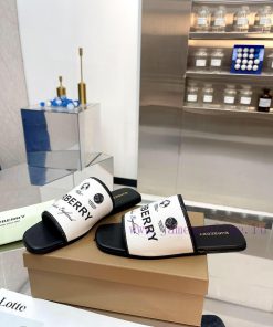 New Product Launch ️ Burberry Flat Slippers Channel Goods Vulcanized One Step Stepping Burbefugh5lvs