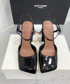 Amina Muaddi2024's new Charlotte series high heels have sharp edges and slanted square headsmlq94mii