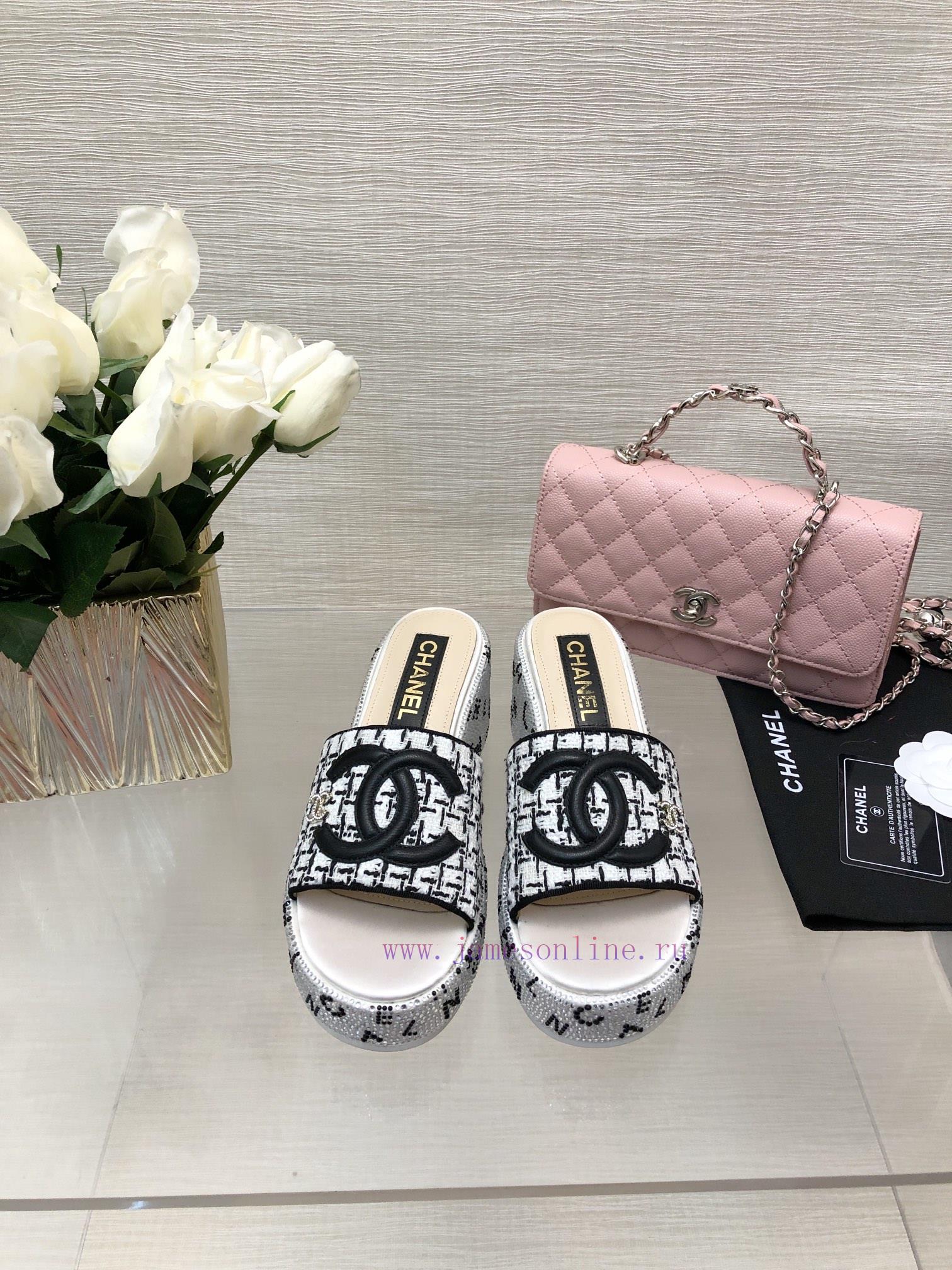 Chanel 24p Spring/Summer New Product Thick Bottom Full Diamond Dragging Lazy One Line Slippe56i2vg8q