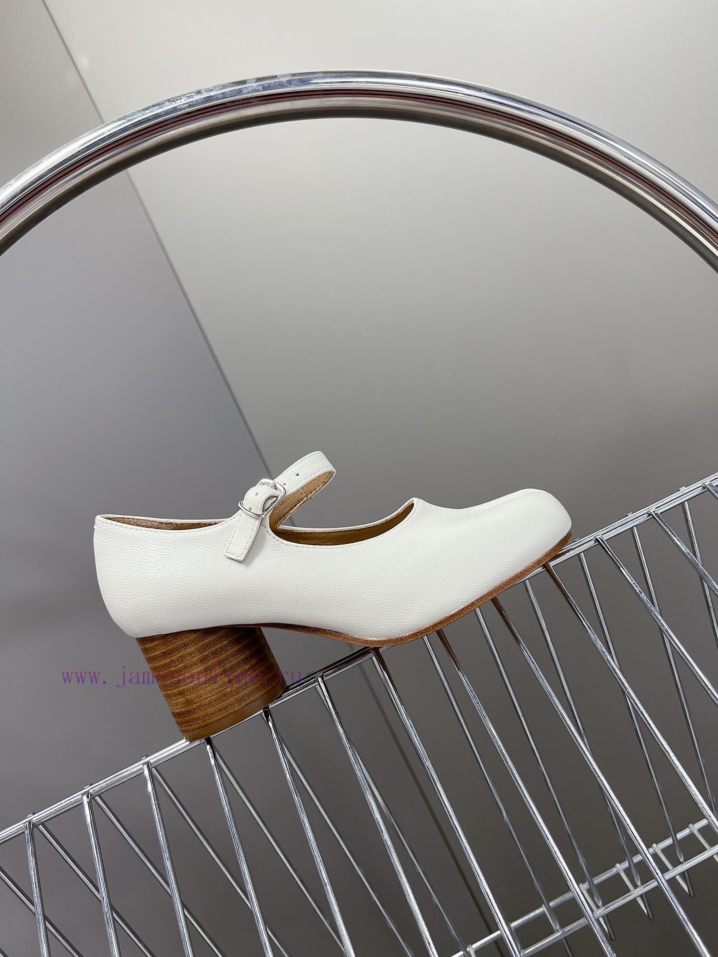 Maison Margiela MM6 tabi split toe shoes2024 New Product Best Buyer Purchasing 11 Perfect Reb2aa26op - Image 6