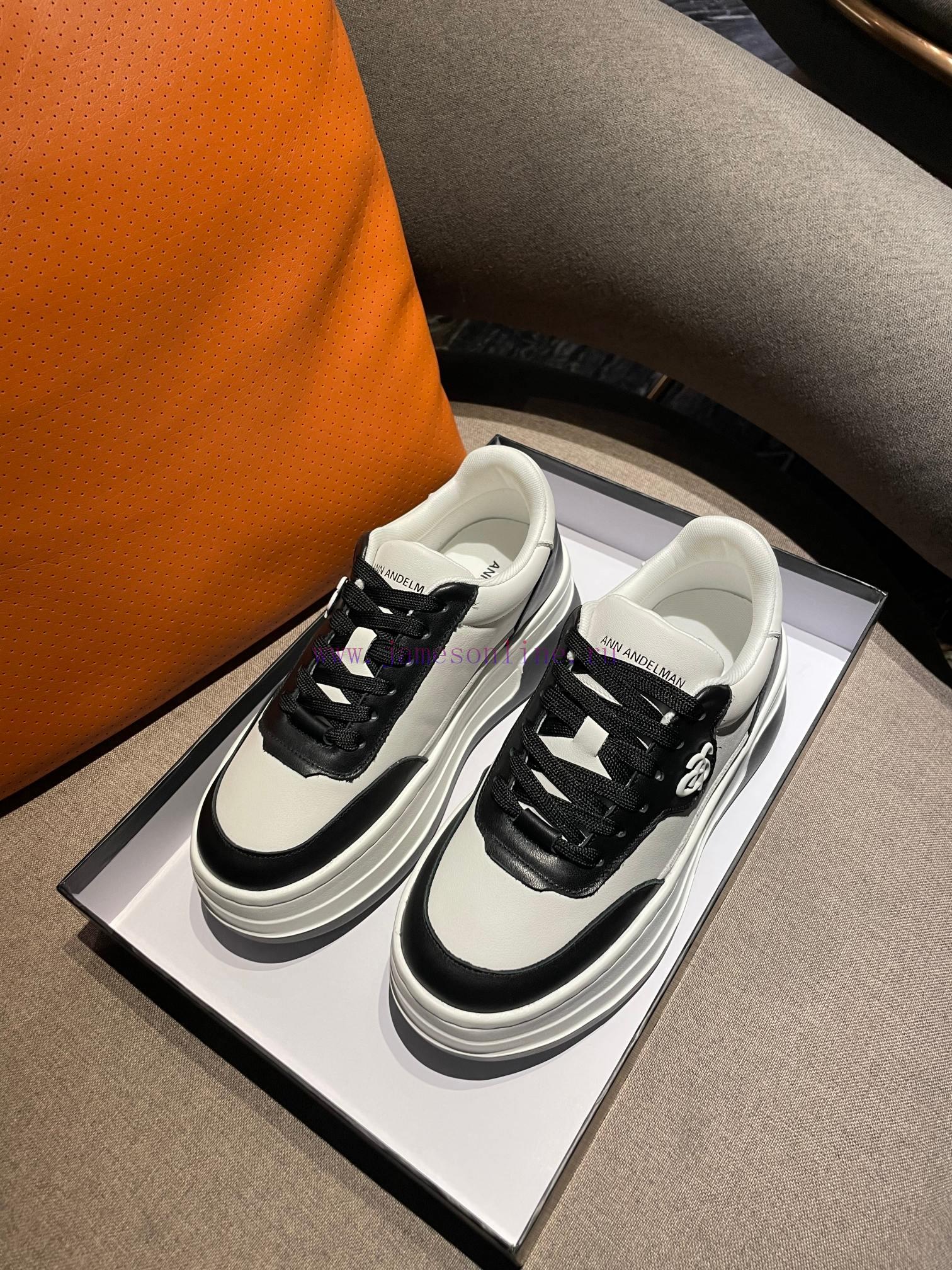 ANN DEMEUEMEES * * * New Products 𝟐𝟒𝐀𝐖Thick soled retro white shoes come with a 6cm height iqqu8ii7y - Image 3