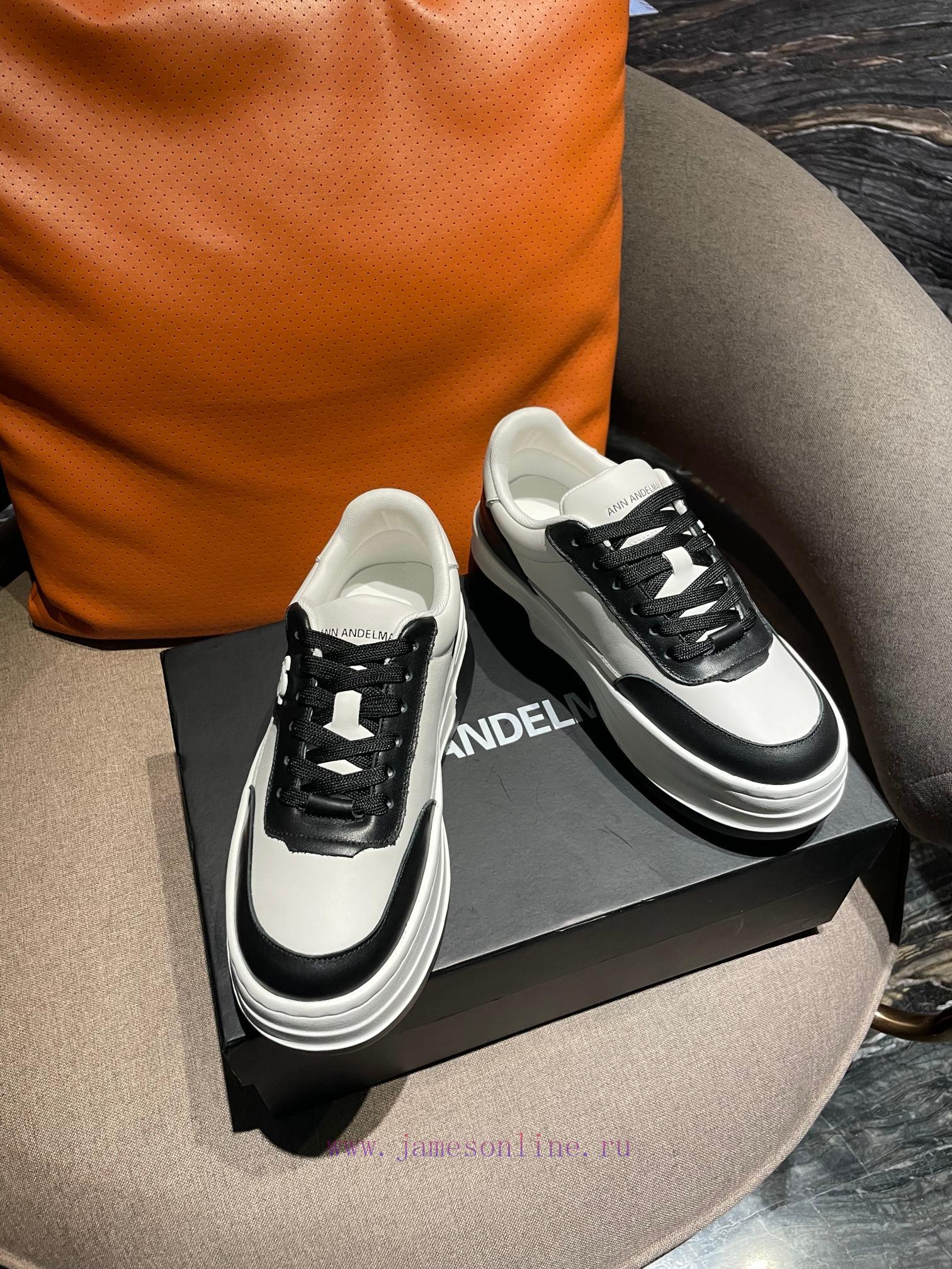 ANN DEMEUEMEES * * * New Products 𝟐𝟒𝐀𝐖Thick soled retro white shoes come with a 6cm height iqqu8ii7y - Image 5