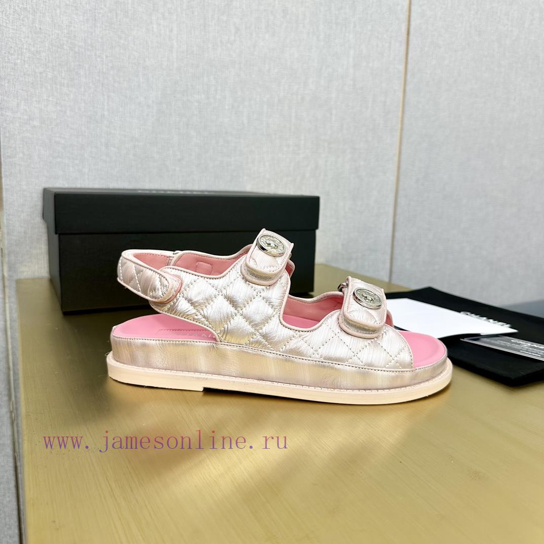 Crown Top Purchasing Edition ️ CHANEL 2022 Spring/Summer Latest Season Double C Velcro Casuafcc7w6gd - Image 2