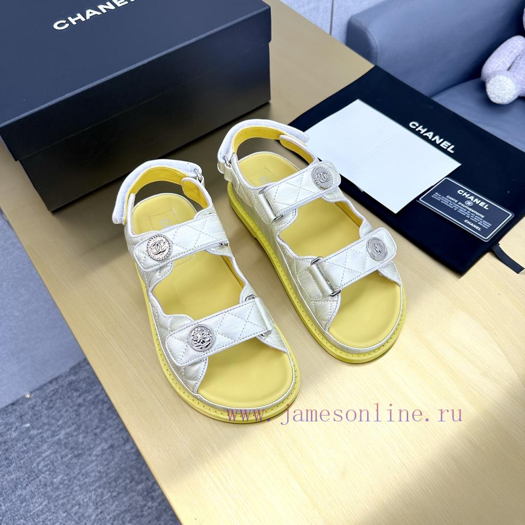 Crown Top Purchasing Edition ️ CHANEL 2022 Spring/Summer Latest Season Double C Velcro Casuahzfklfl9 - Image 5