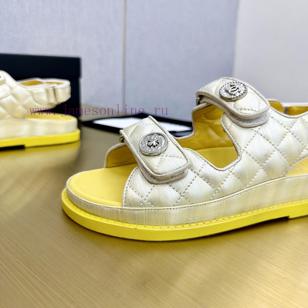 Crown Top Purchasing Edition ️ CHANEL 2022 Spring/Summer Latest Season Double C Velcro Casuahzfklfl9 - Image 9