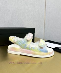 Crown Top Purchasing Edition ️ CHANEL 2022 Spring/Summer Latest Season Double C Velcro Casua9jz7oqsw