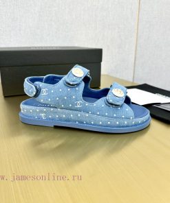 Crown Top Purchasing Edition ️ CHANEL 2022 Spring/Summer Latest Season Double C Velcro Casuauh5bdhro