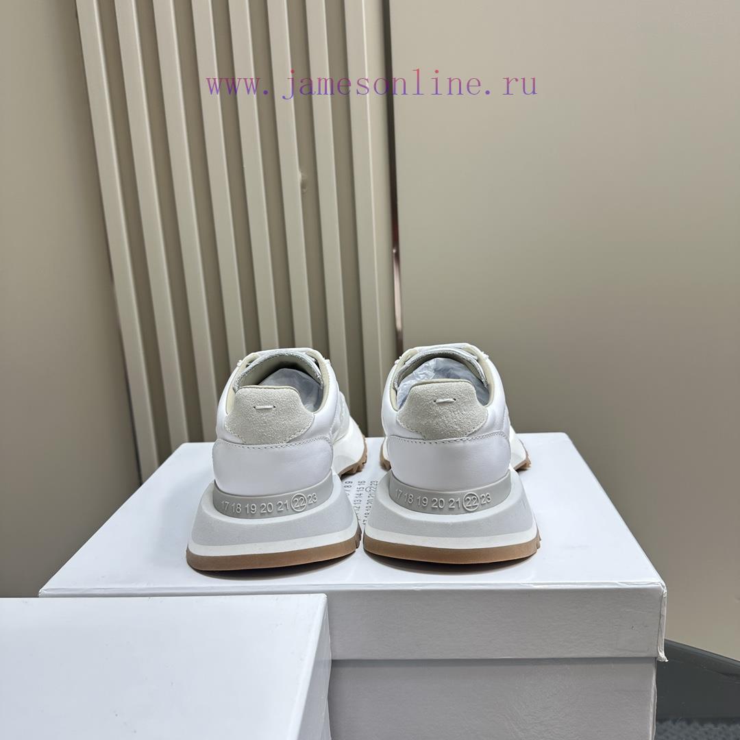 Maison Margiela mm6 Major bloggers recommend timeless casual shoes that never fadeThe select7yg6t8mu - Image 6