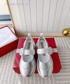 In early spring 2024, the new Viv 'Run diamond buckle fabric sports shoes Tang Yanlin Yunlinaxf2o3ya