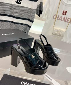 𝗖𝗛𝗔𝗡𝗘𝗟 Fashion Show Coarse Heel Water Platform Sandals Popular Running Single Explosive Prodv0tu3yrt