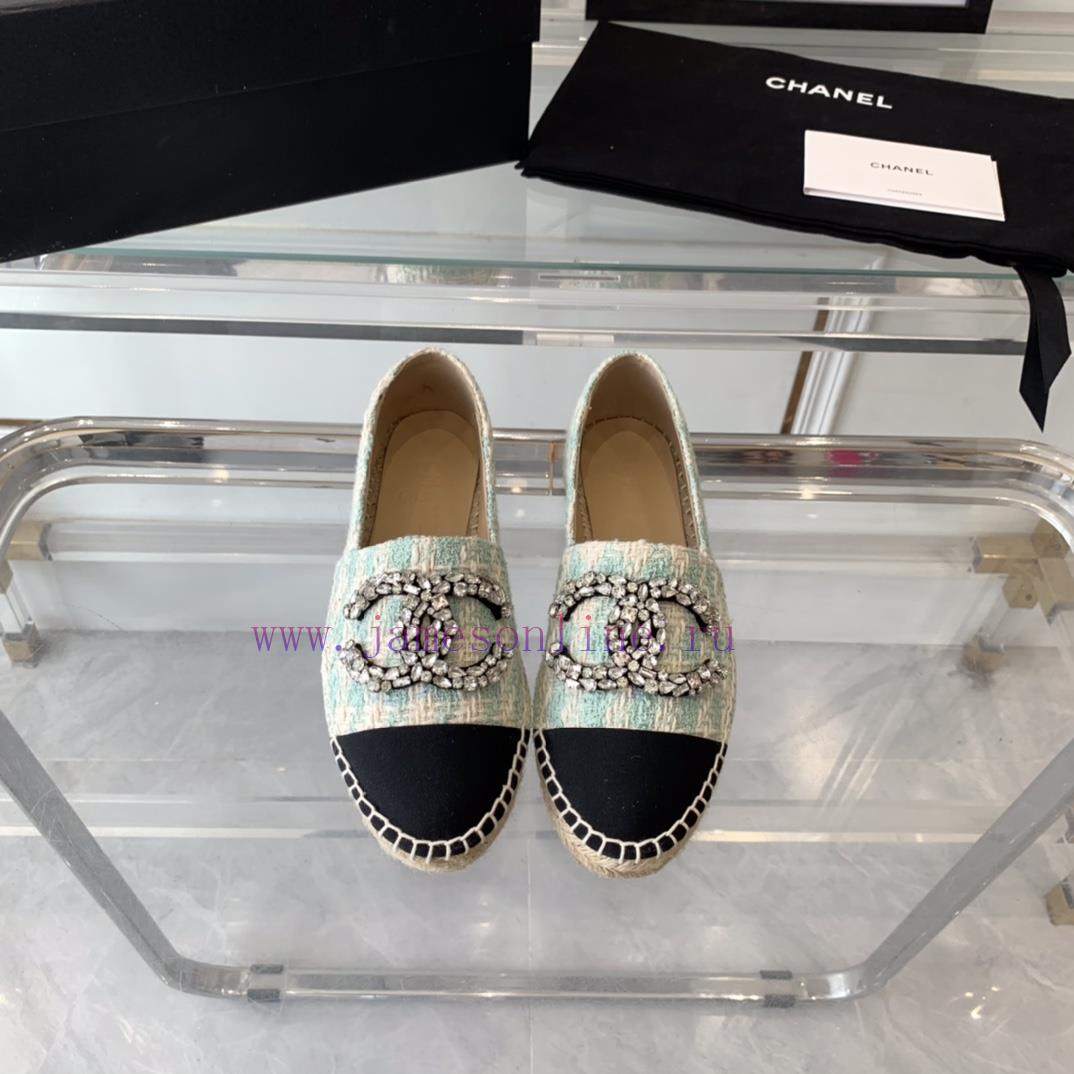 Chanel's new diamond fisherman shoes are crafted with top-notch craftsmanship, featuring purn2drpdg9