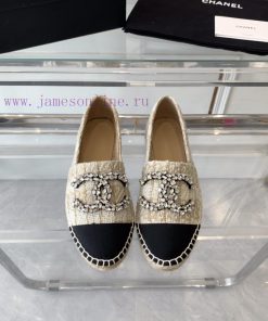 Chanel's new diamond fisherman shoes are crafted with top-notch craftsmanship, featuring purw0y478nk