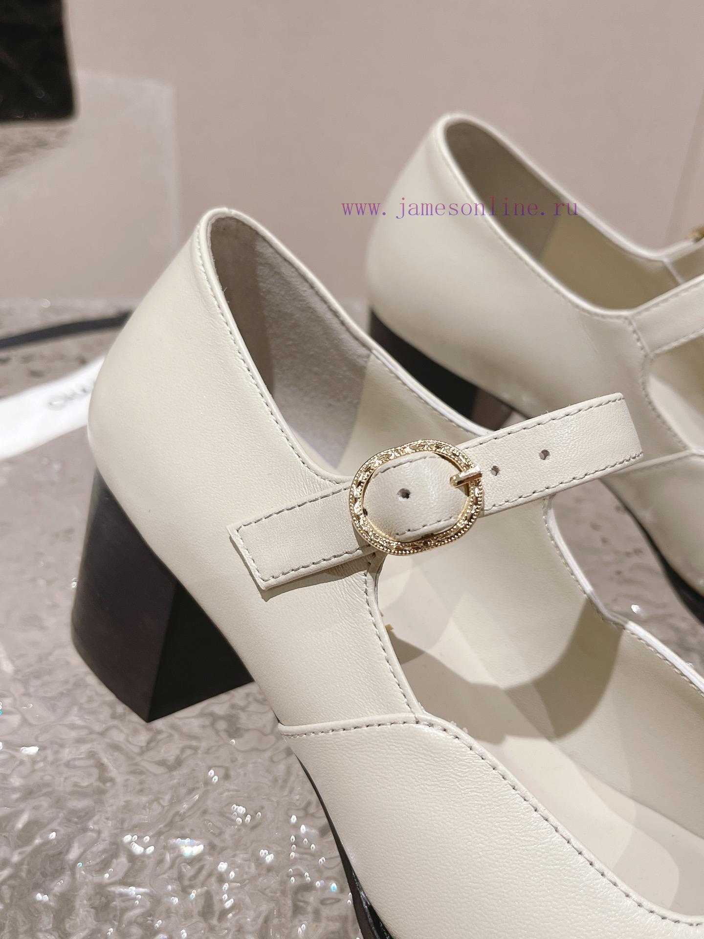 Spot sale𝐂𝐡 * 𝐧𝐞𝐥 23 Top selling productAuthentic gradeColor: Black/White/ApricotImported misub2me8g - Image 7