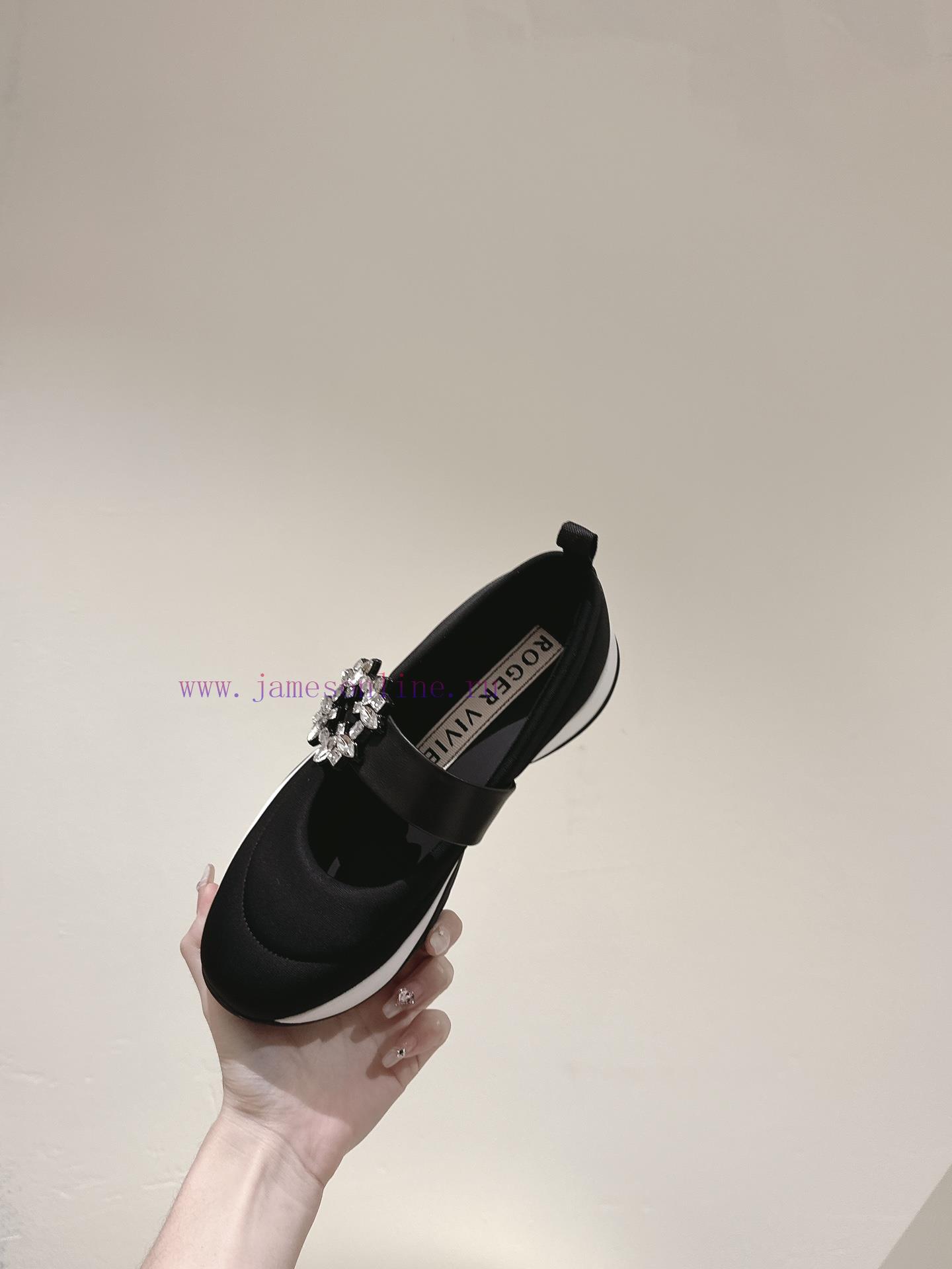 | ²⁰²4 𝐬𝐬 🤍🤎𝐑𝐨𝐠𝐞𝐫 𝐕𝐢𝐯𝐢𝐞𝐫 Roger Vivian Viv 'Run diamond buckle fabric sports shoes are a mrljgo6xi - Image 10