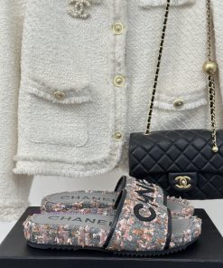 Chanel | Chanel 23p New Large Letter Lazy SlippersIn summer, it is necessary for everyone to3m1kk0dy