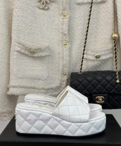 Chanel | Chanel 23c New ProductLingge thick soled sponge sandals and slippersA must-have coofy9lv5lu