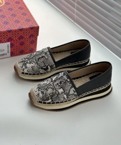 Snake patterned cowhide and sheepskinTBTORY BURCH T MONOGRAM Fisherman's Shoes Women's Shoesscmldnru