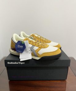 Real shot Onitsuka Tiger UItimate 81 EX low cut yellow and white. Onitsuka Tiger embodies thb7ojrm0a