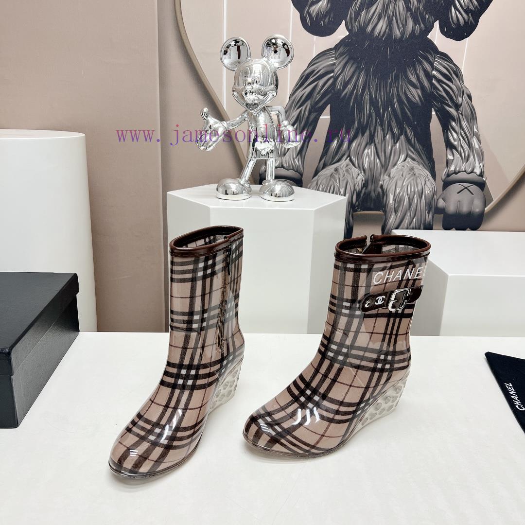 Top tierC * HANEL Chanel 24vs Summer Hot Rain Boots SeriesRound headed printed slope and raip97oc8y4 - Image 4
