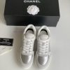 Chanel 24 Early Spring New Panda Board Shoes Full Leather SeriesChanel's new panda sneakers 7w776w37