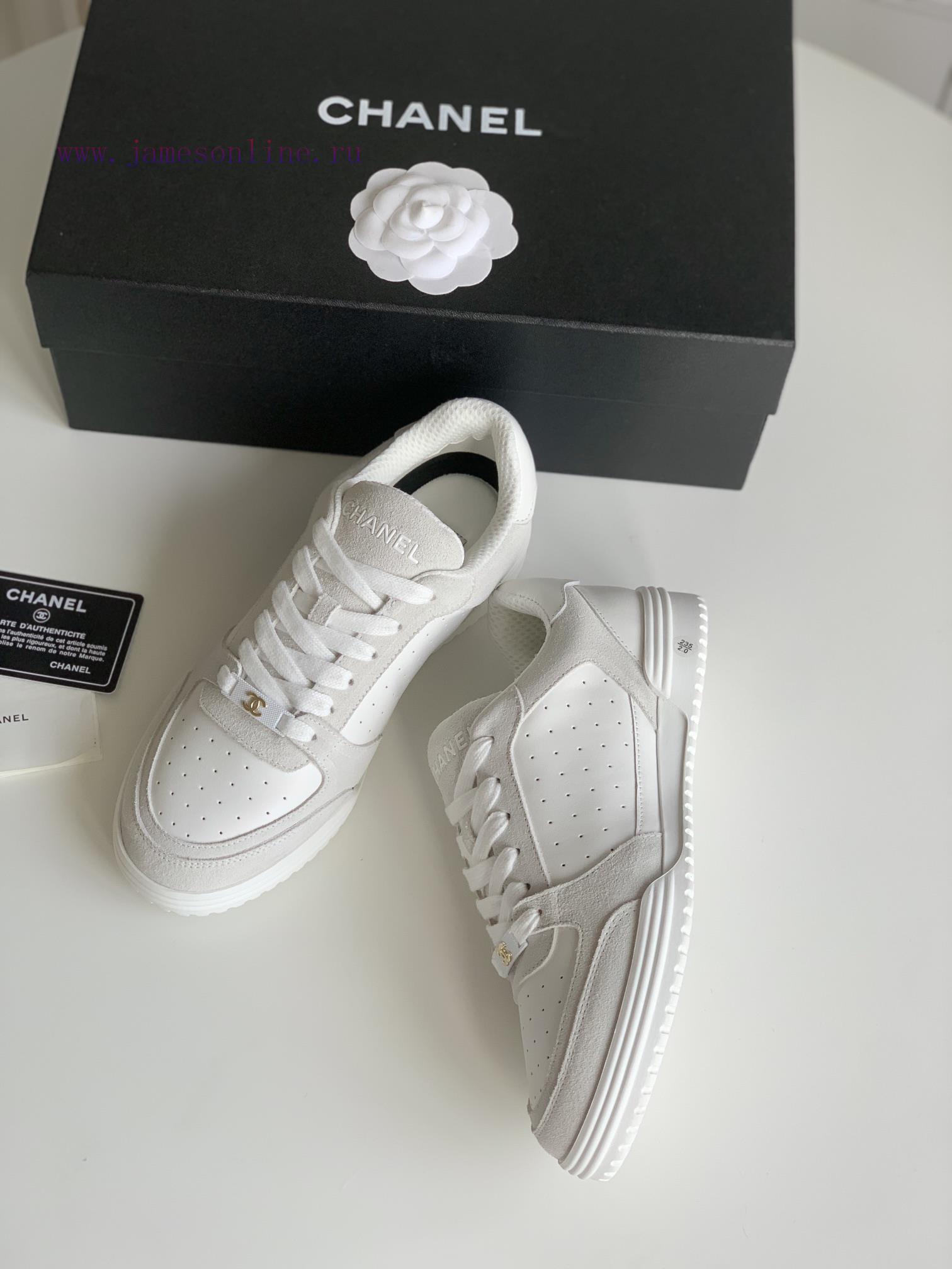 Chanel 24 Early Spring New Panda Board Shoes Full Leather SeriesChanel's new panda sneakers edy3om4a - Image 5