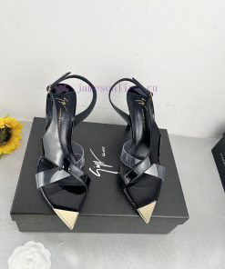 Giuseppe ZanottiSelected black imitation patent leather synthetic fabric with modern light akob1fdxx