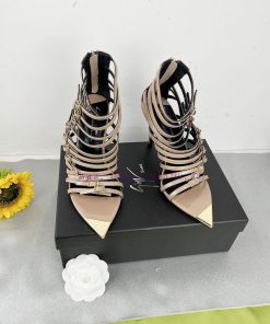 Giuseppe ZanottiSelected black imitation patent leather synthetic fabric with modern light a3cyb66sf