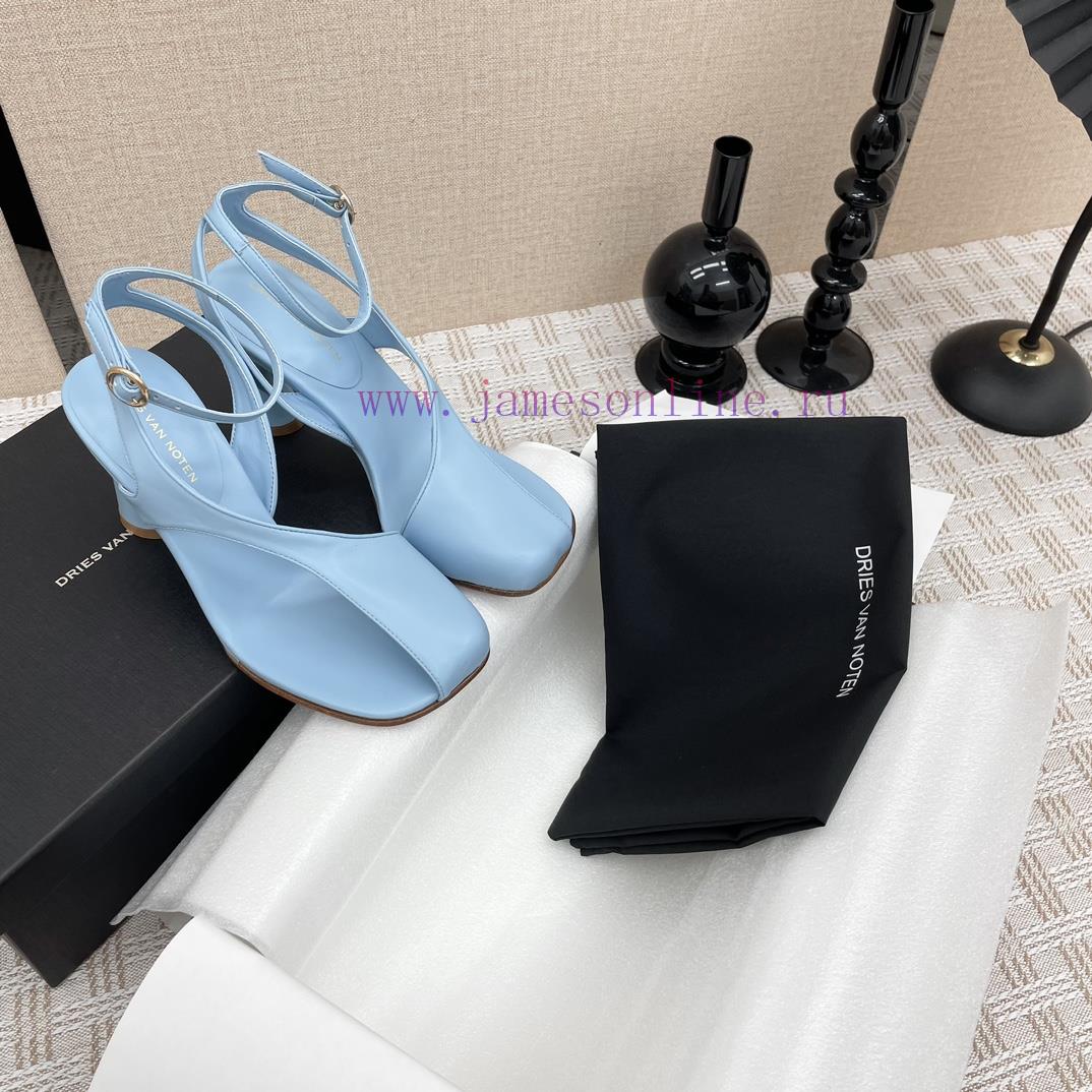 Dries Van Note * 𝟐𝟒/𝐀𝐖 Beautiful SandalsThe most beautiful sandals of the year, with a desigybusefto - Image 9