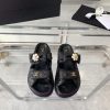 Chanel's new beach sandals with leather surface, top of the line super version, super popula2fqjb00u