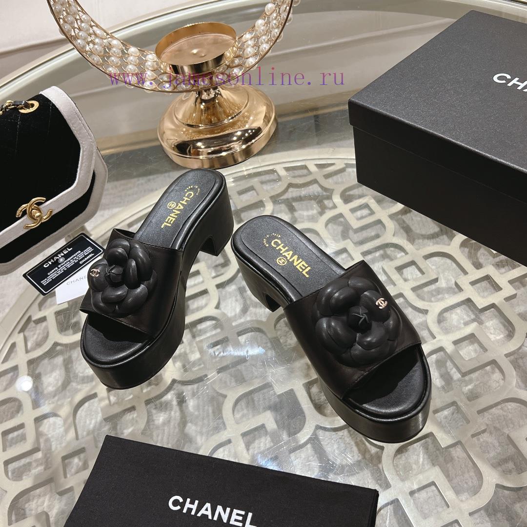 24Ss Chanel's new Chanel wedge slippers and sandals, even when going out for a walk, you sho7ccsz73m - Image 3
