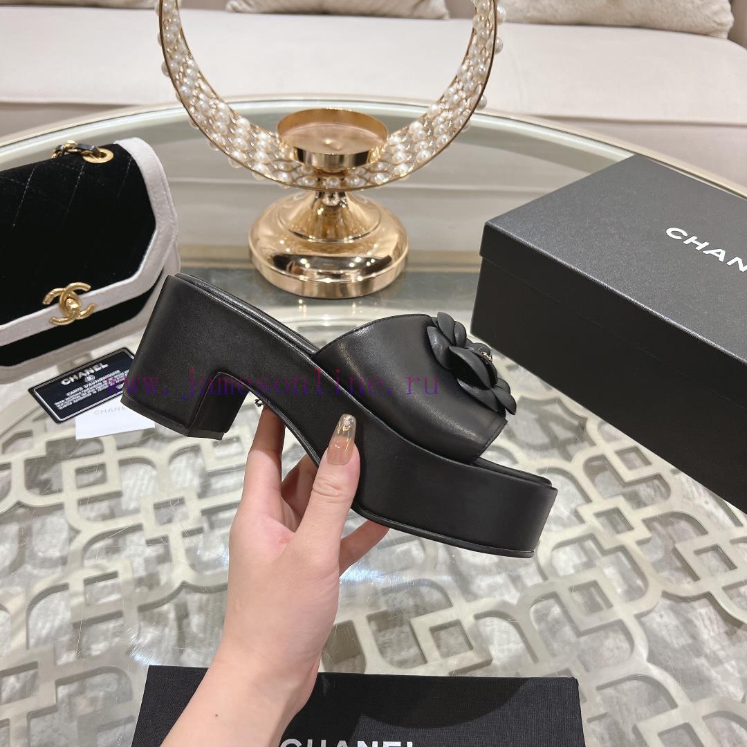 24Ss Chanel's new Chanel wedge slippers and sandals, even when going out for a walk, you sho7ccsz73m - Image 7